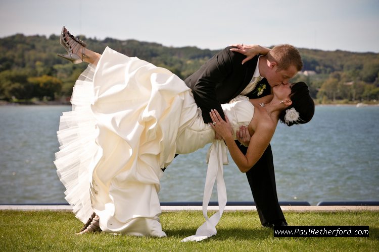 traverse city golf and country club wedding photo