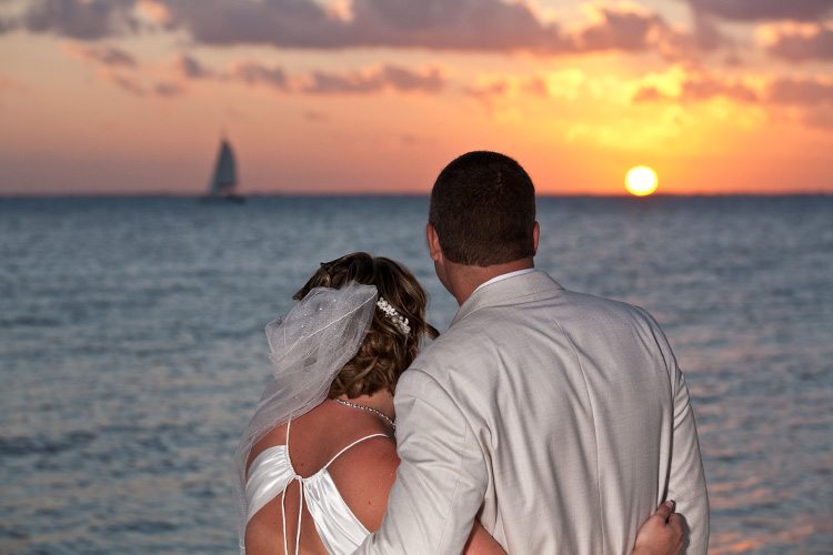 zama beach club isla mujeres mexico wedding photo