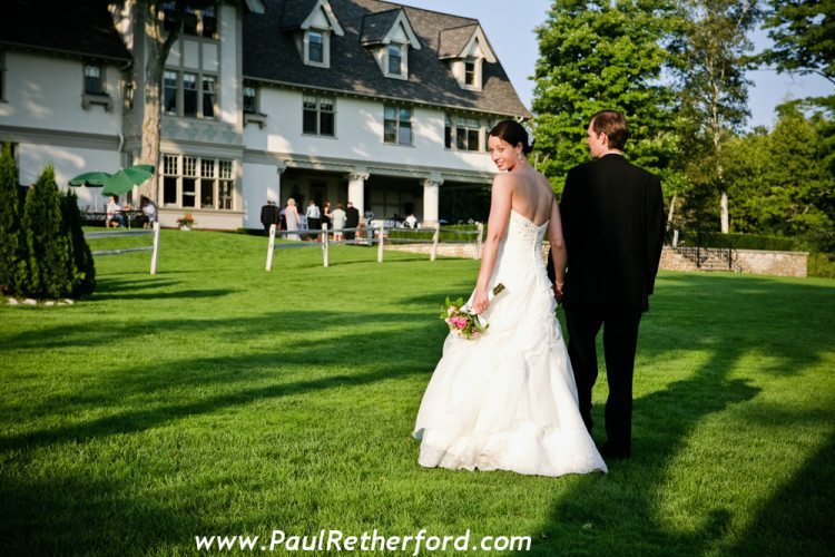 wedding the inn at stonecliffe lawn photo