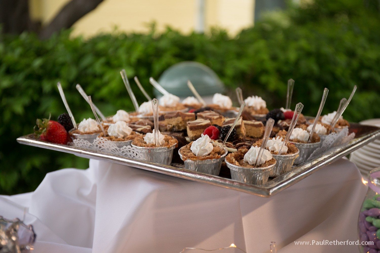 perry hotel cocktail hour