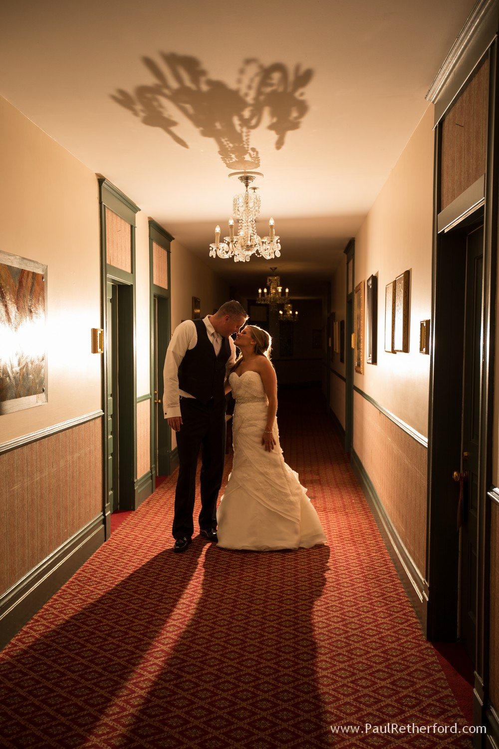 night photo wedding perry hotel