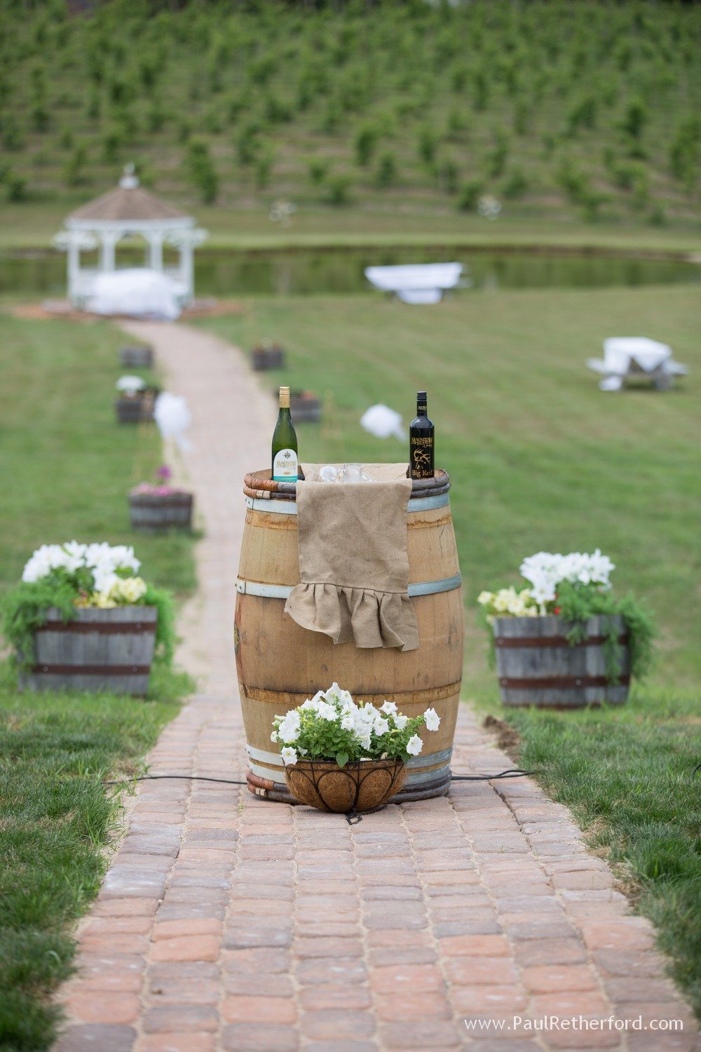 mackinaw trails winery wedding photo