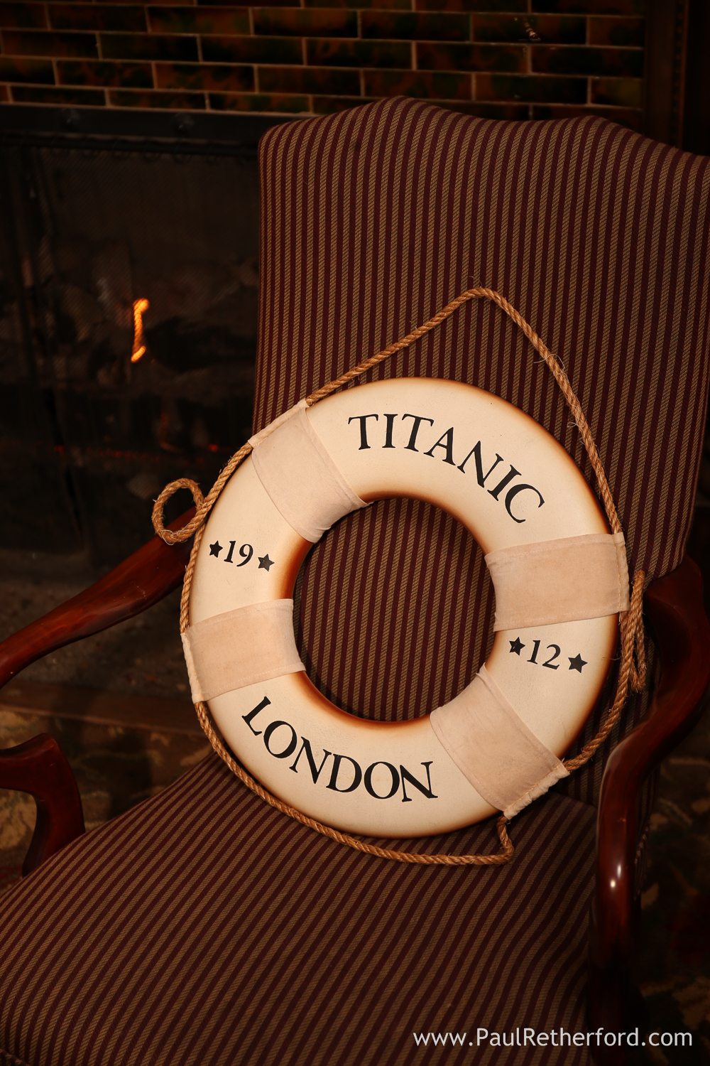 ring life preserver titanic life ring