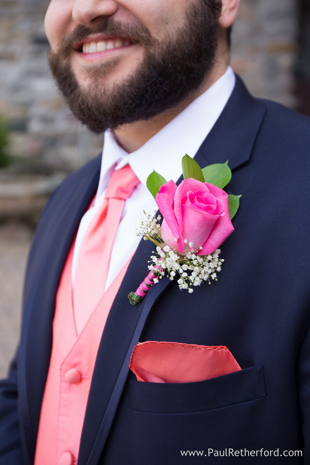 how to pin a boutinerre photo