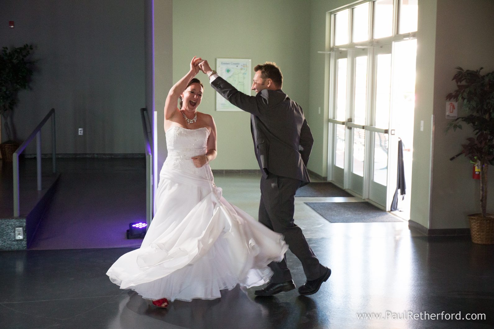 photo wedding reception northern michigan