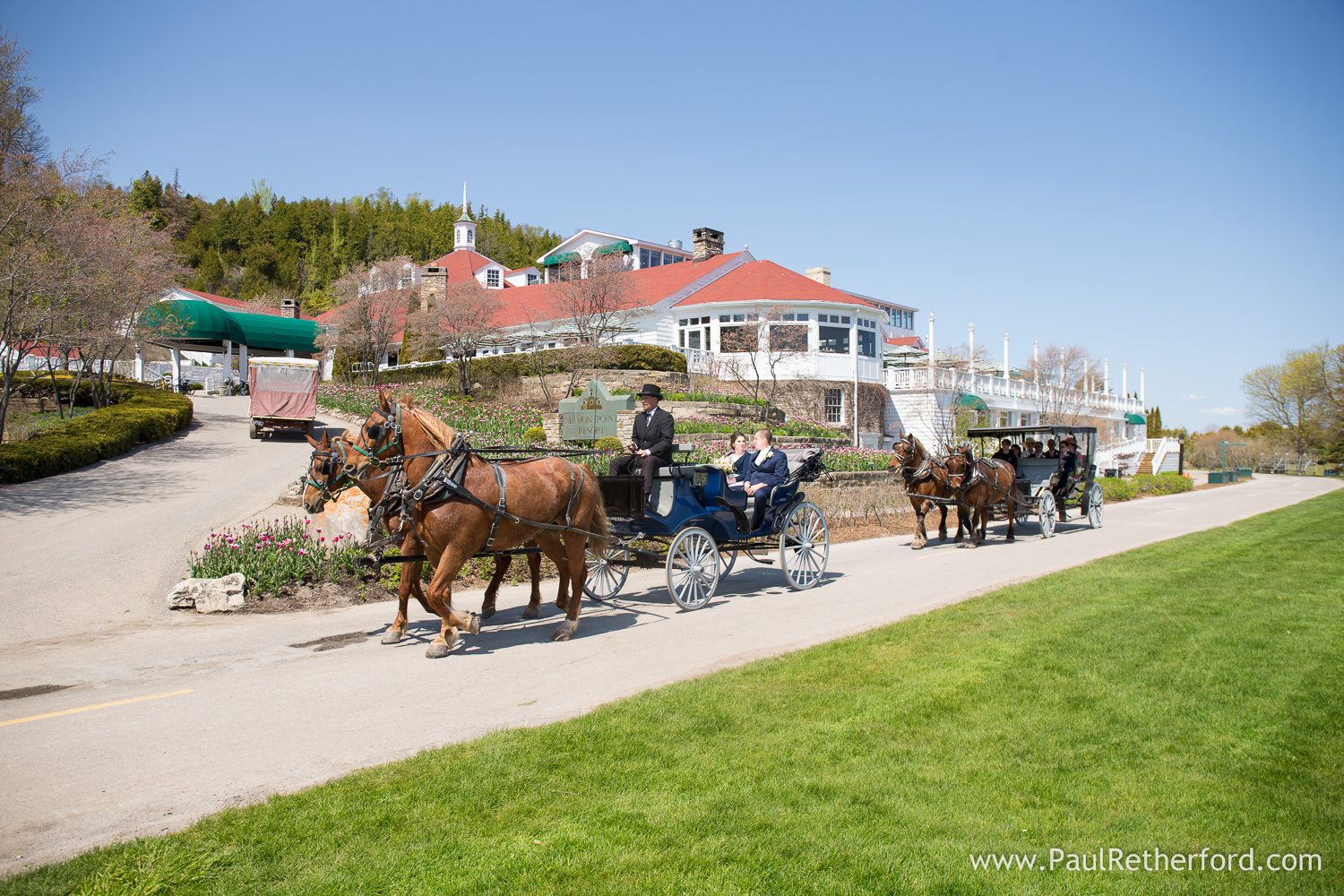 gough livery wedding carriages at mission point