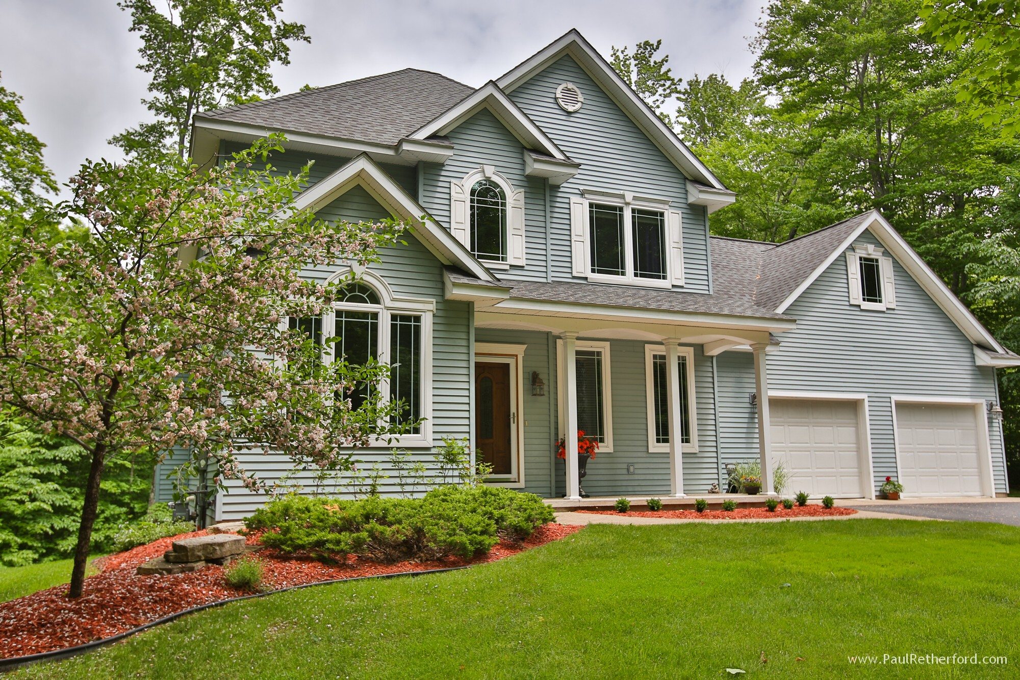 Gorgeous Petoskey house photo