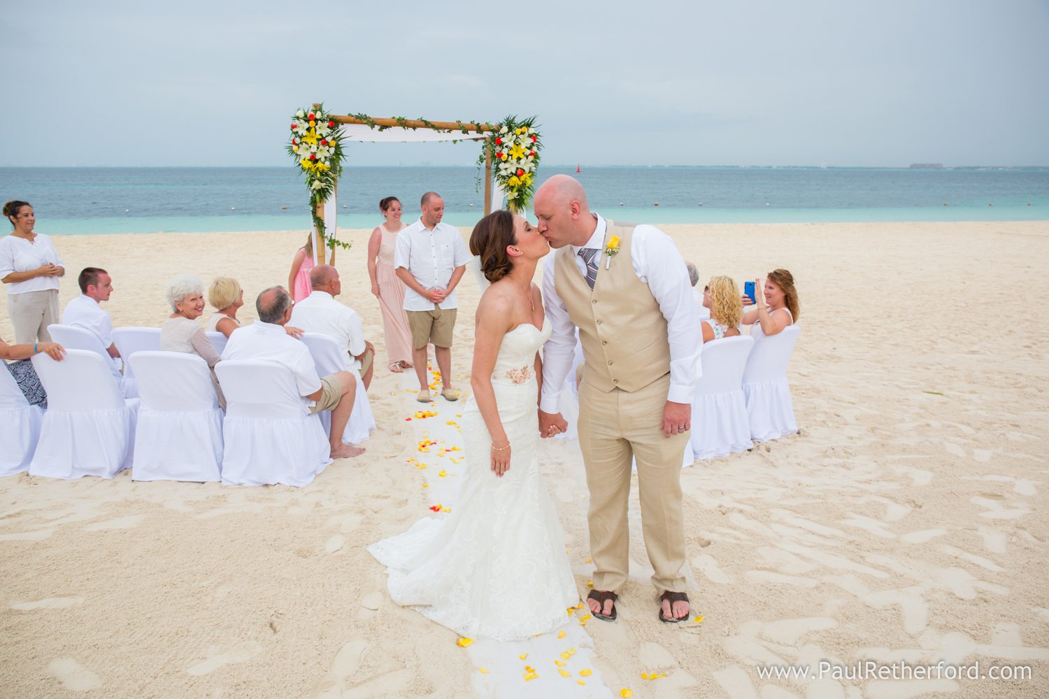 isla mujeres wedding photo