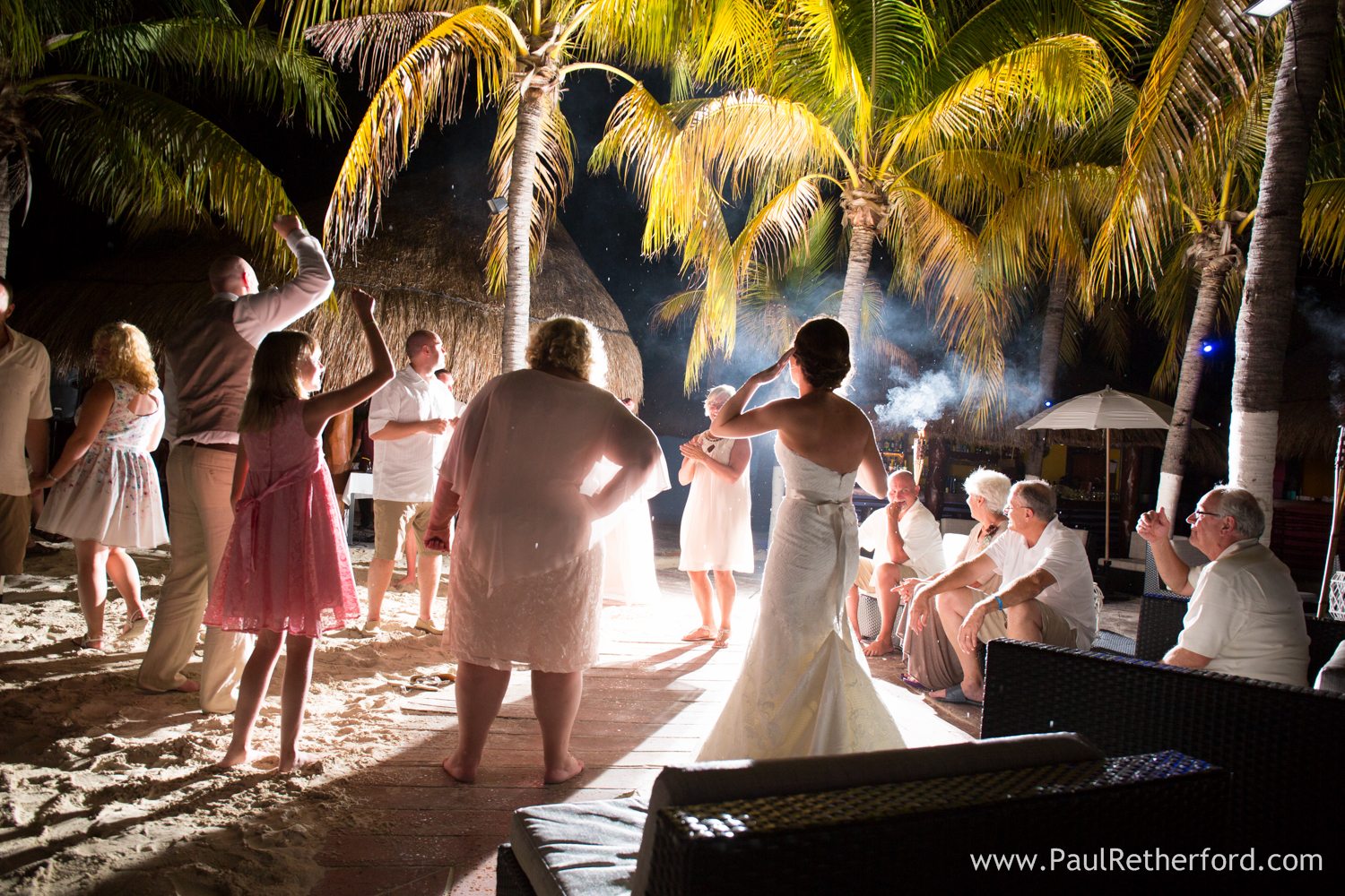 dance wedding photo isla mujeres