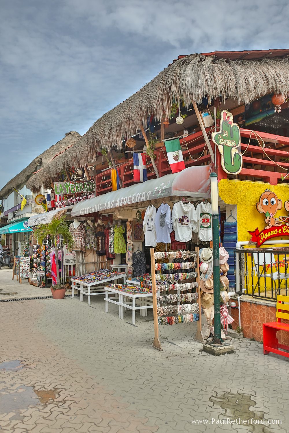 downtown isla mujeres photo