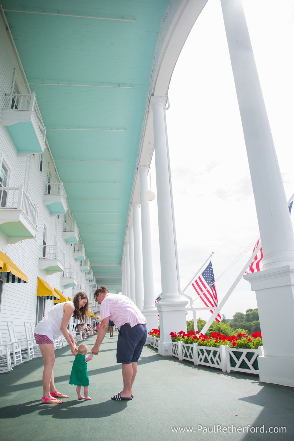 grand hotel porch family photo