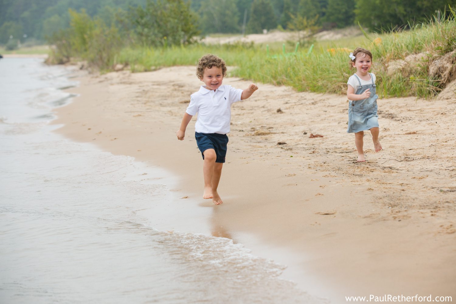 kids on beach family photo