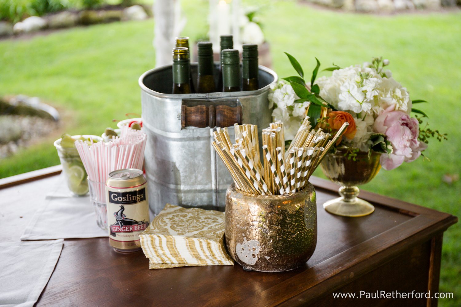 moscow mule bar wedding photo