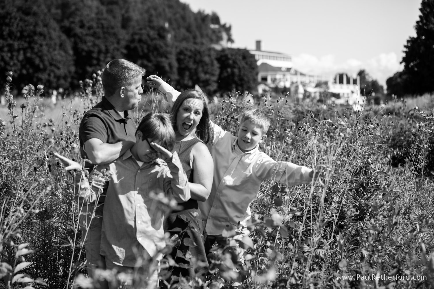 fun mackinac island family photo session