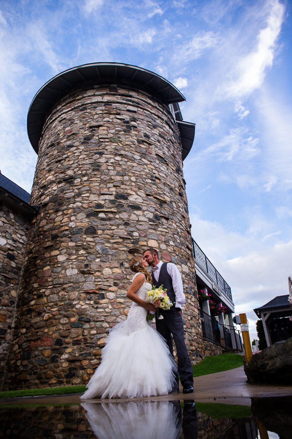 castle farms intimate rain wedding day photo