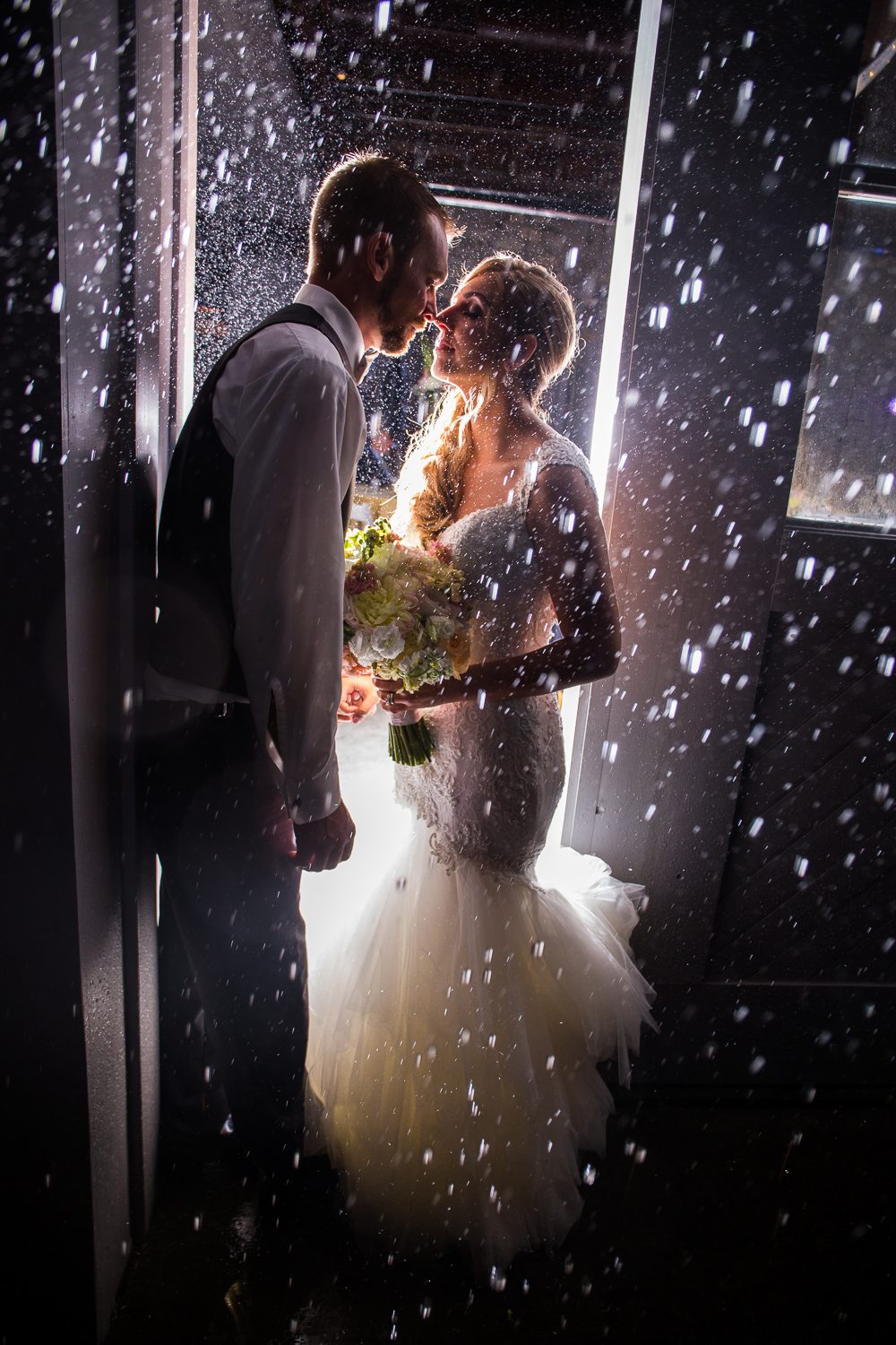 rain wedding day photo