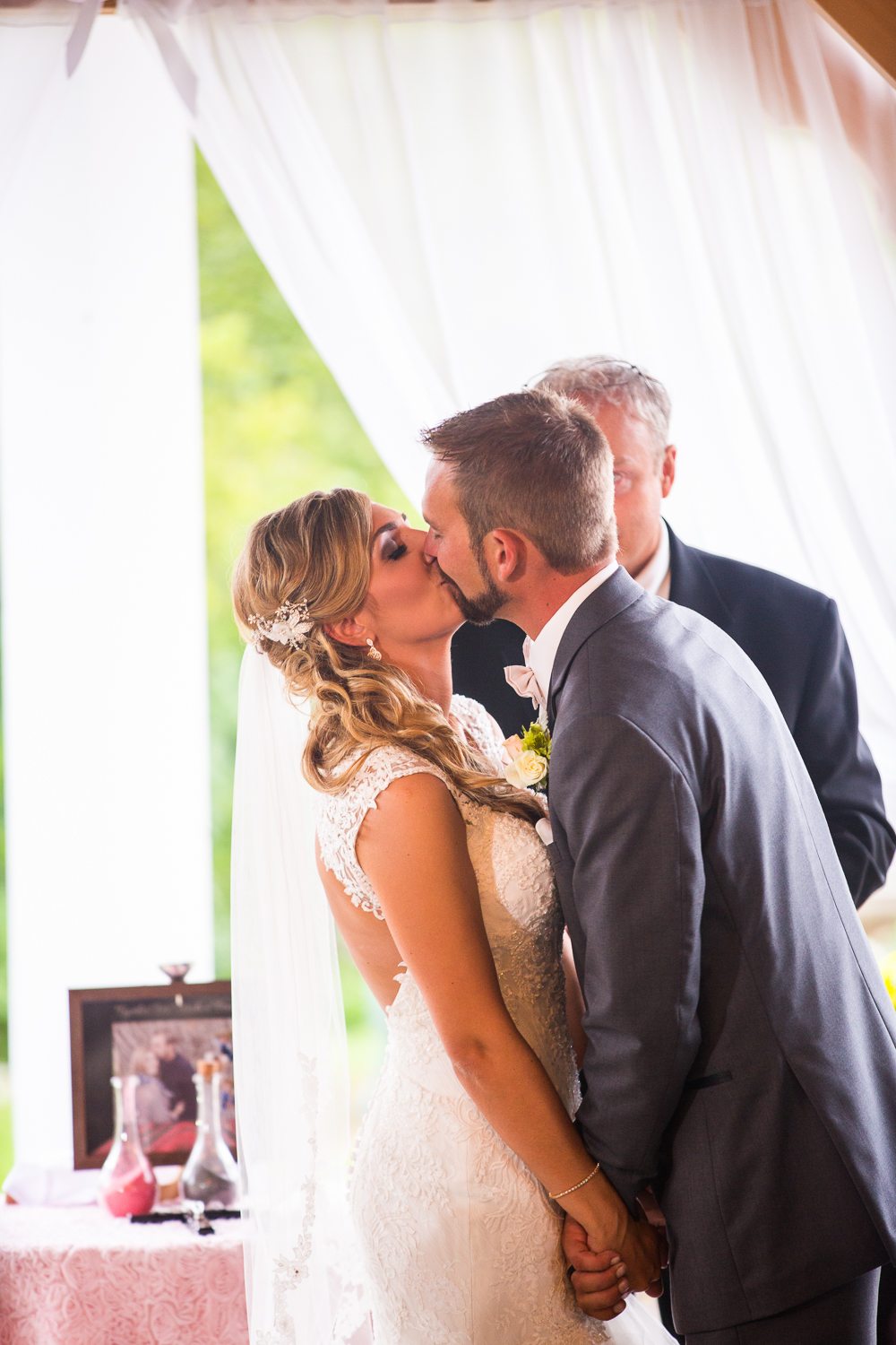 liquid sunshine castle farms wedding photo