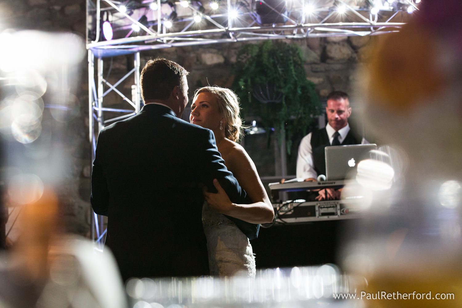 first dance photo castle farms