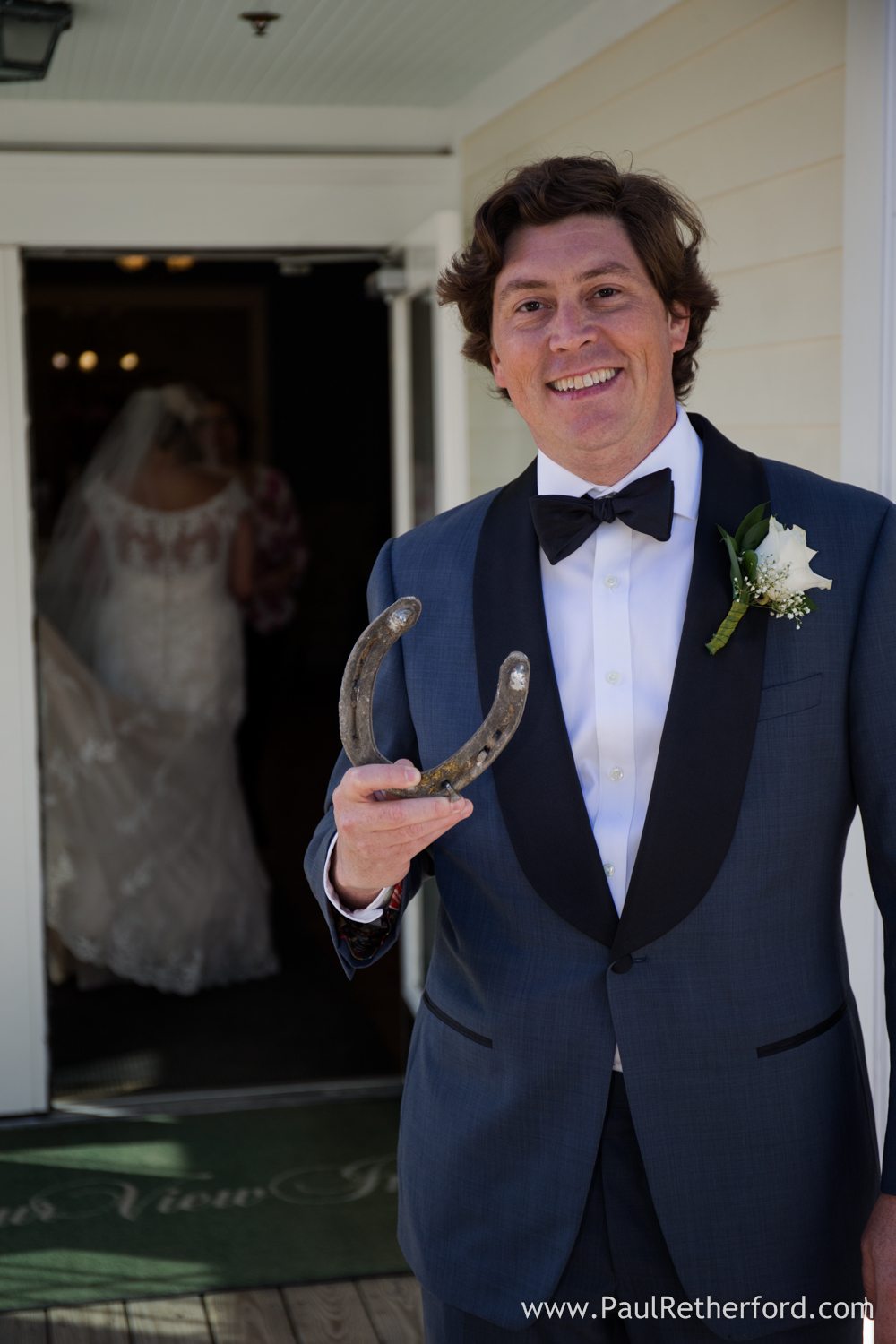 wedding horse shoe lucky photo