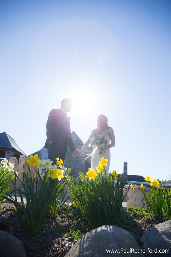 spring daffodils wedding photo