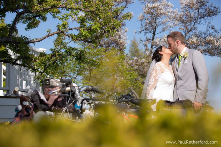 outdoor lawn wedding photo mission point resort