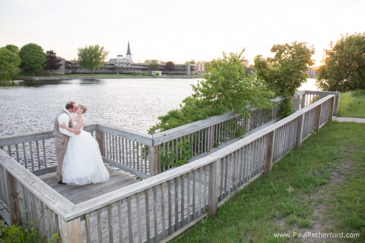 thunder bay river wedding photo