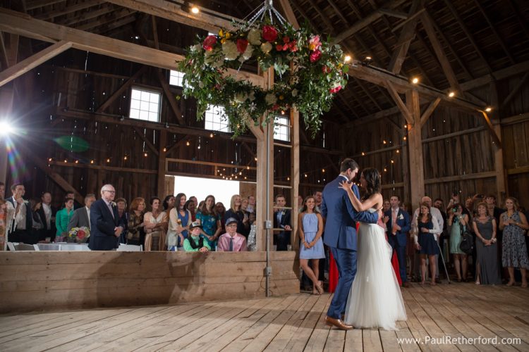 L'USA band A.R. Pontius wedding flowers photo