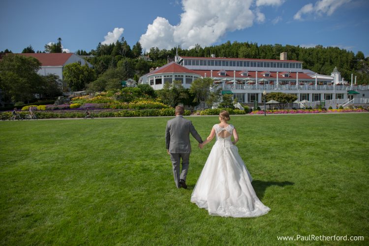 northern michigan destination wedding venue photo