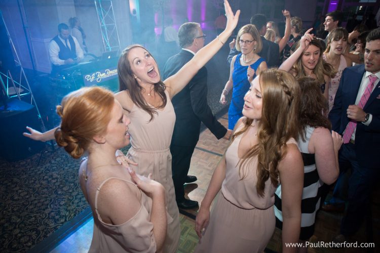 northern michigan wedding photographer