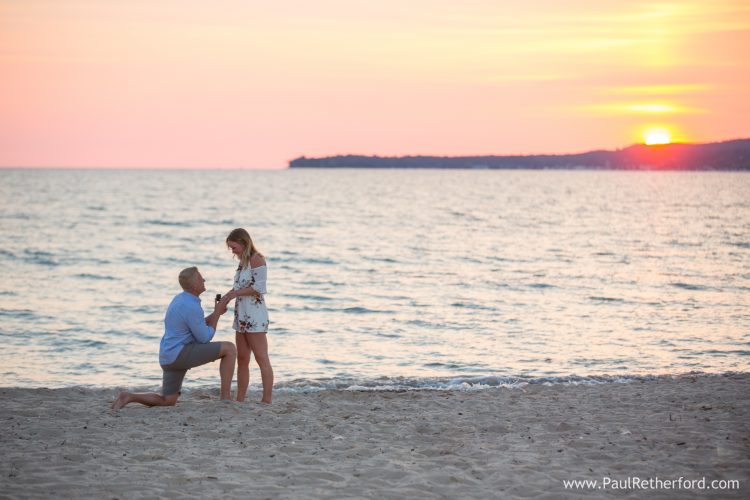 surprise engagement proposal photo