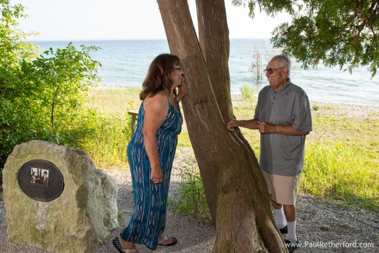 is it you tree family photo