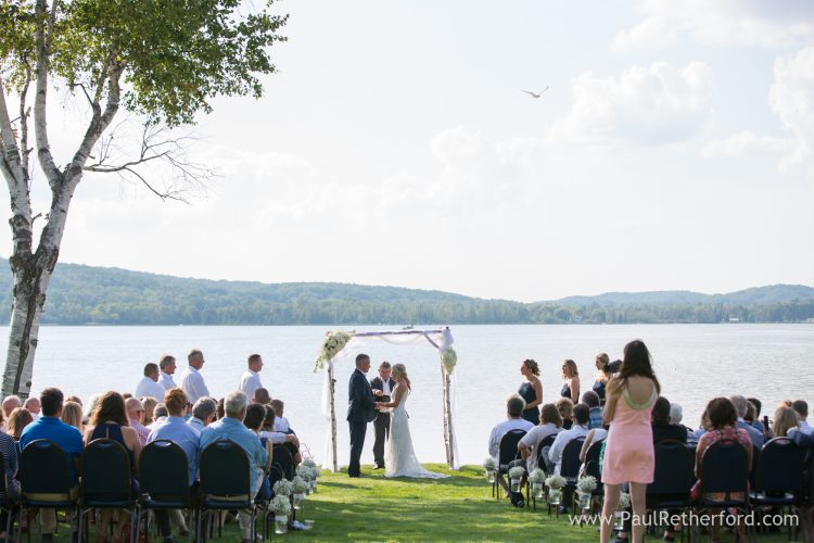 deer lake beach house wedding photo