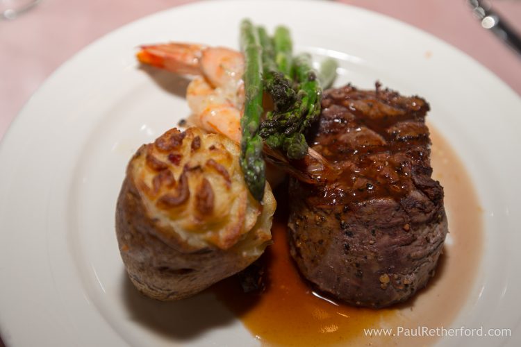 dinner walloon lake country club wedding photo