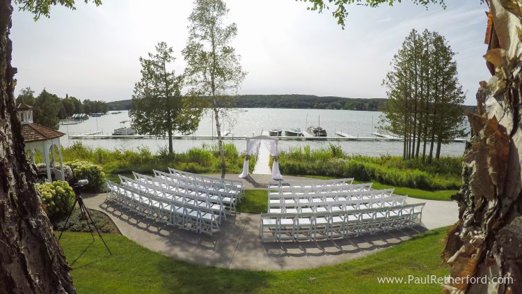 walloon lake country club wedding ceremony photo