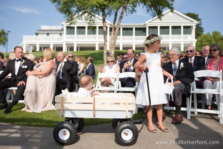 wagon walloon lake northern michigan wedding photo