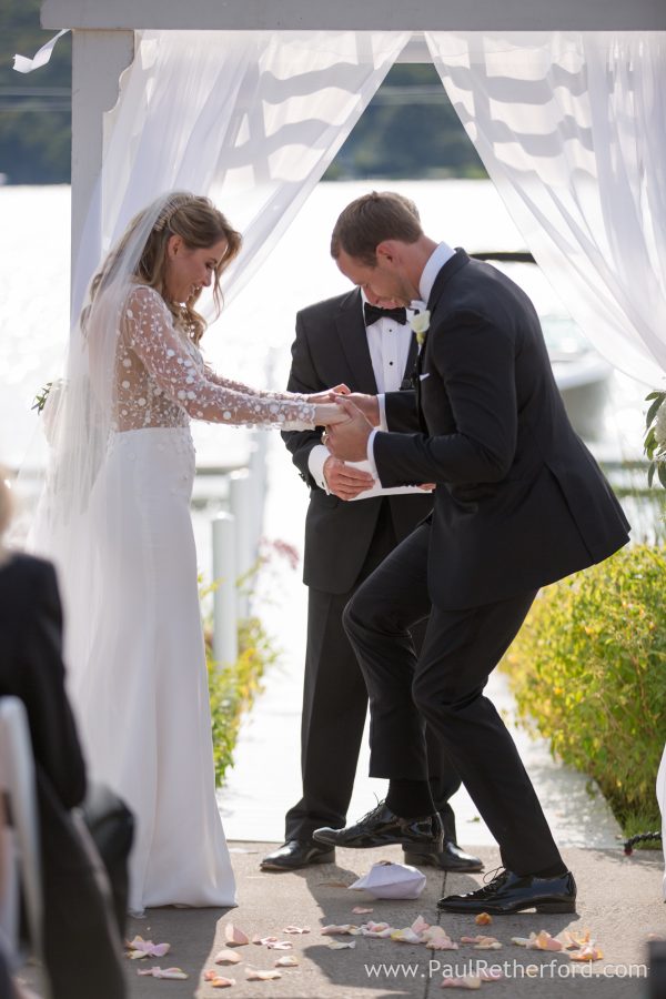jewish wedding breaking glass photo