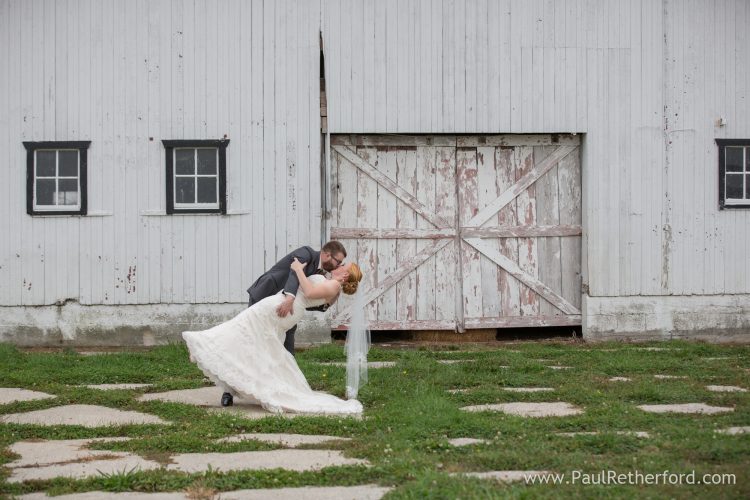 RaOna Acres Wedding Photography Williamston Michigan south michigan barn wedding photo
