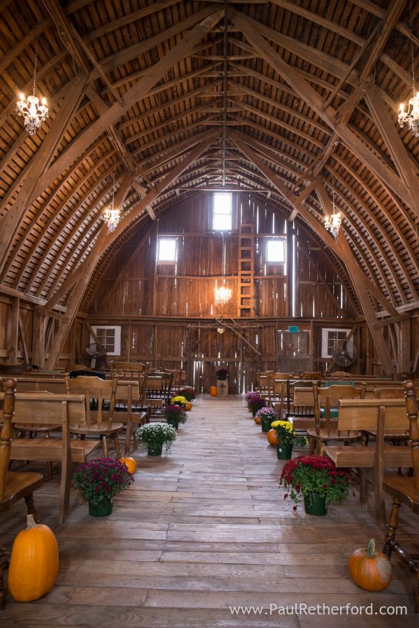 interior barn ceremony venue photo
