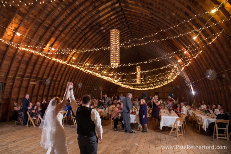 barn farm wedding raona acres