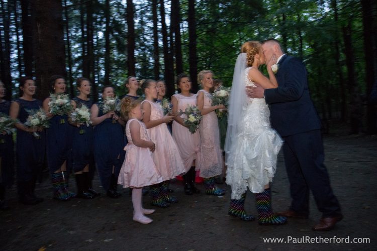 sheldon estates stoney creek metropark wedding photo