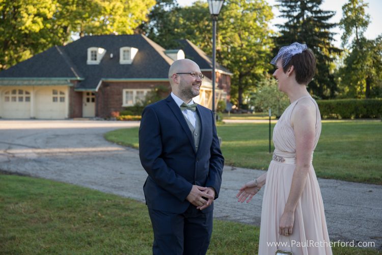 montague inn wedding photo first look