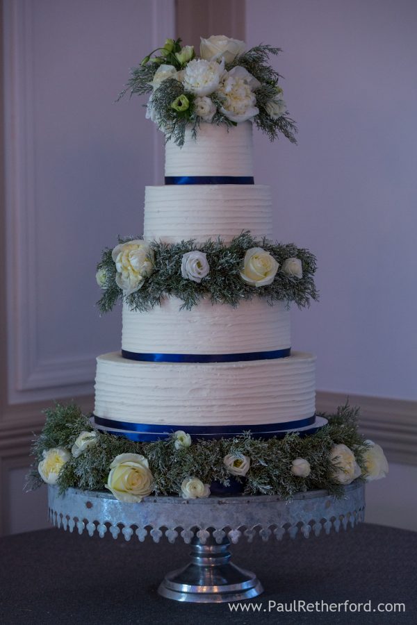 simply sweet by jessica wedding cake