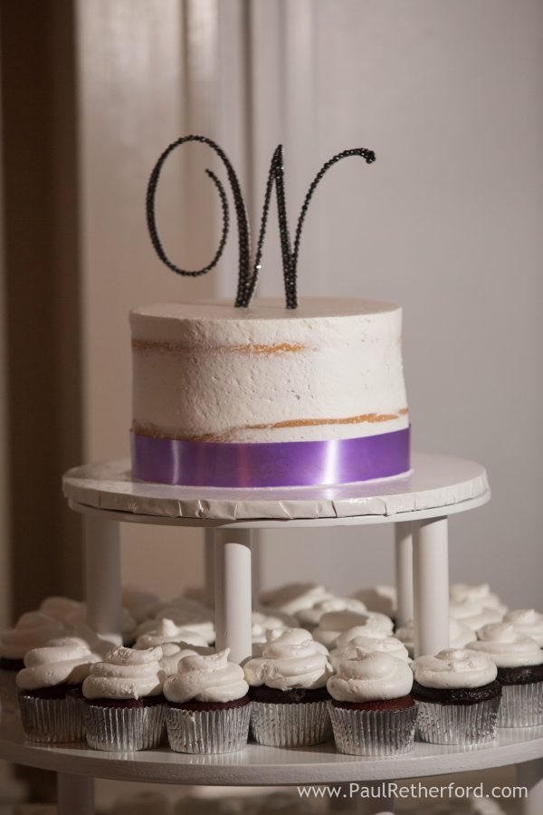 cake connection wedding photo
