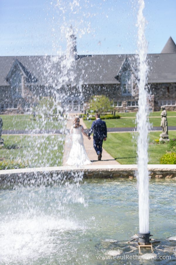 wedding couple castle farms photo