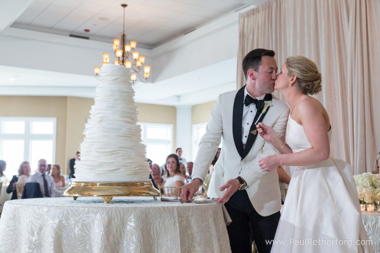 simply sweet by jessica wedding cake photo