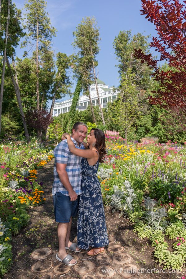 grand hotel mackinac island couple photo
