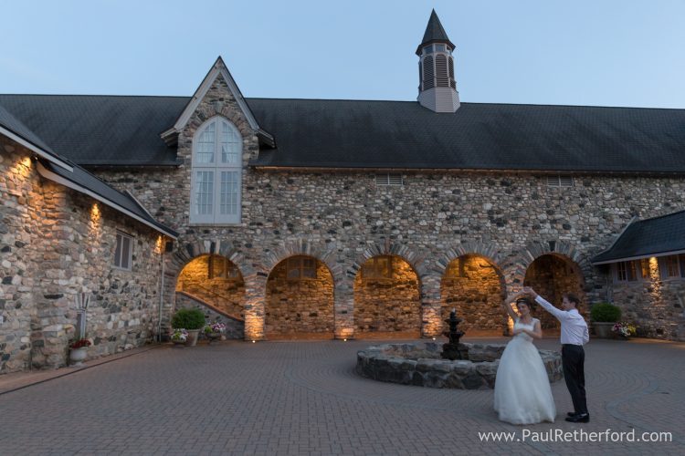 dance castle farms queens courtyard wedding photo